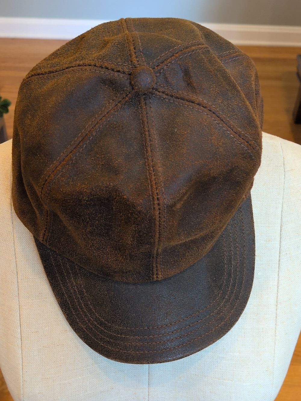 Vintage Henschel Hatquarters 6 panel Brown Leather Ball Cap USA